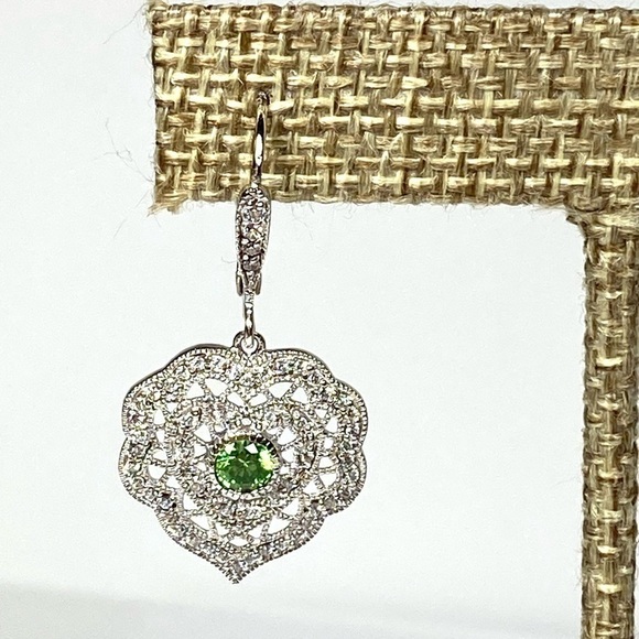 925 Sterling Silver Peridot White Sapphire Dangle Earrings New - Picture 4 of 12